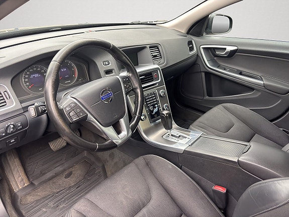 Volvo S60 9 of 17