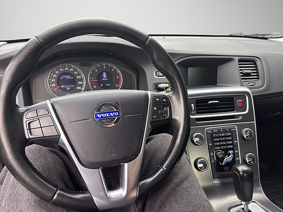 Volvo S60 10 of 17
