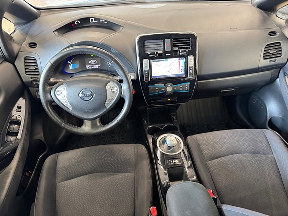 Nissan Leaf 16 of 24