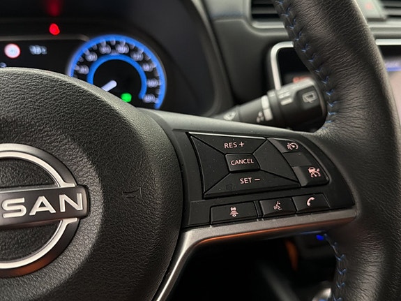 Nissan Leaf 23 of 30