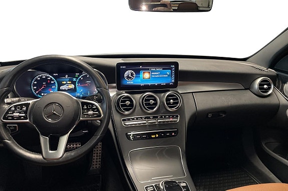 Mercedes-Benz C220 8 of 25