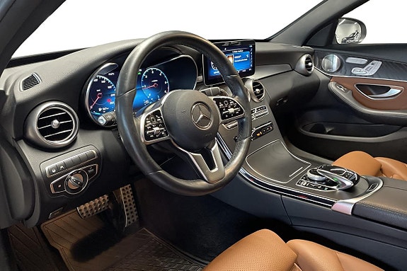 Mercedes-Benz C220 11 of 25
