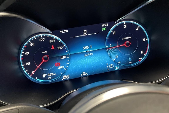Mercedes-Benz C220 13 of 25
