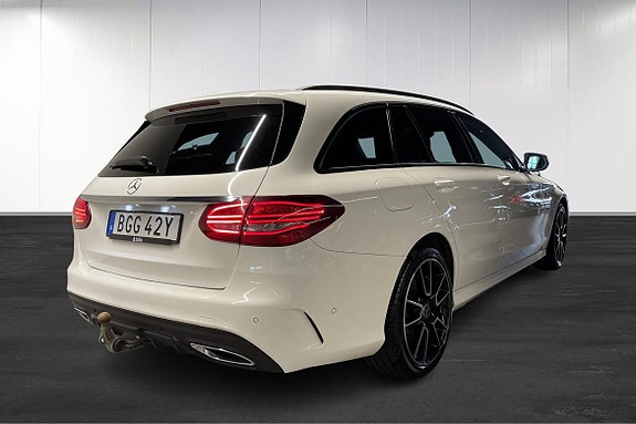 Mercedes-Benz C220 4 of 25
