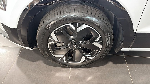Kia e-Niro 6 of 9
