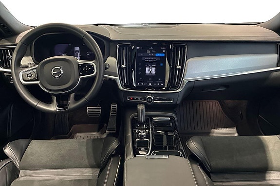 Volvo V90 8 of 27