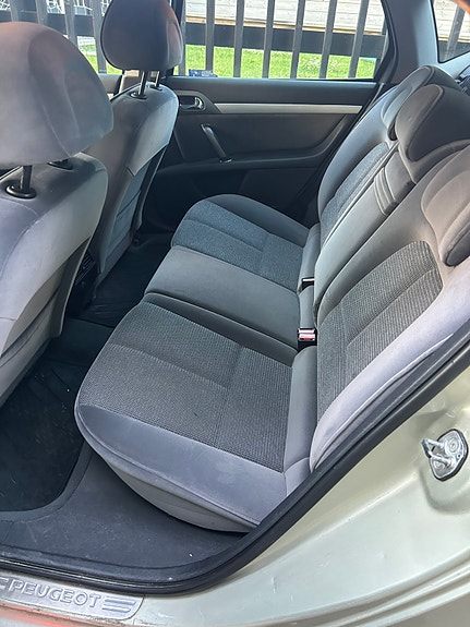 Peugeot 407 5 of 8