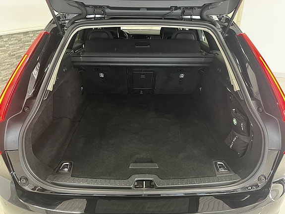 Volvo V90 17 of 24