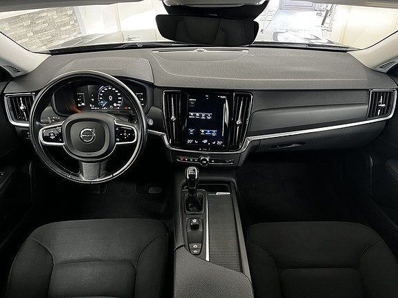 Volvo V90 14 of 24