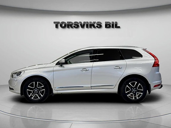 Volvo XC60 3 of 27