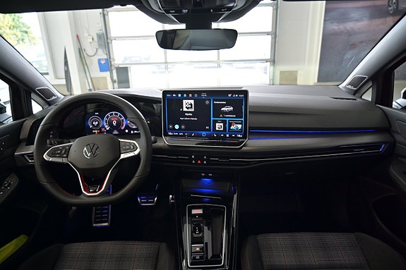 Volkswagen Golf I 12 of 29