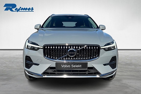 Volvo XC60 5 of 24