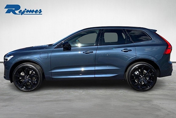Volvo XC60 15 of 21