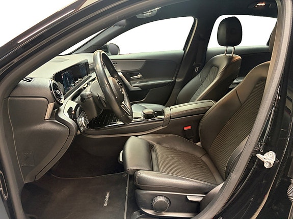 Mercedes-Benz A180 13 of 18