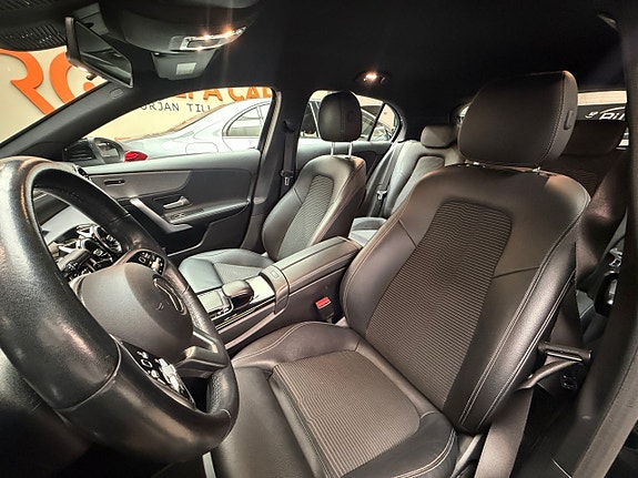 Mercedes-Benz A180 14 of 18