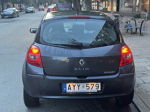 Renault Clio 4 of 6
