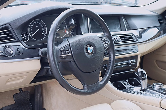 BMW 520d 12 of 19