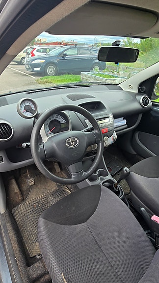 Toyota Aygo 6 of 7