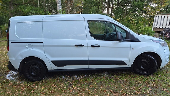 Ford Transit Connect 2 of 5
