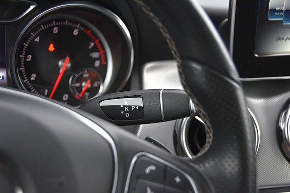 Mercedes-Benz GLA200 18 of 18