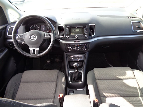 Volkswagen Sharan 12 of 21
