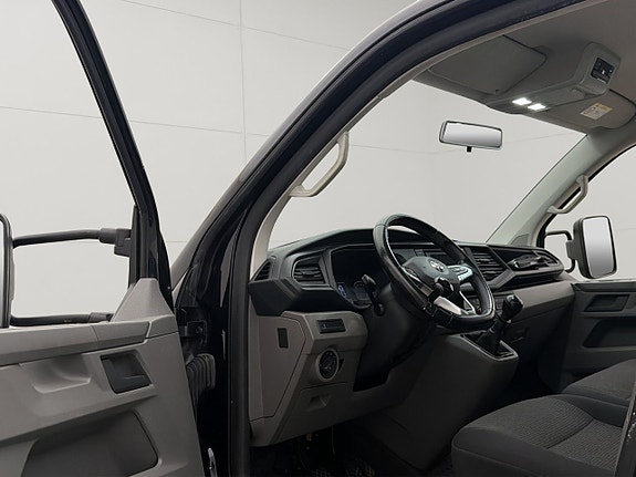 Volkswagen Transporter 20 of 30