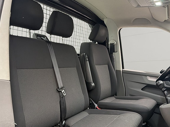 Volkswagen Transporter 27 of 30