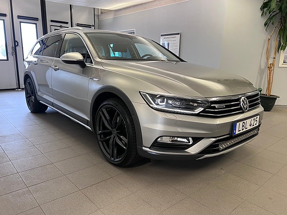 Volkswagen Passat Alltrack 5 of 28