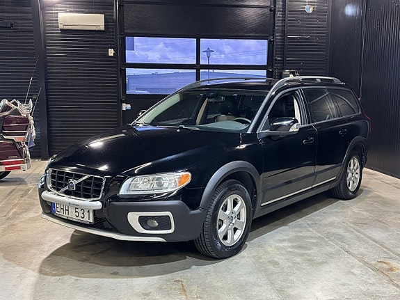 Volvo XC70 3 of 24