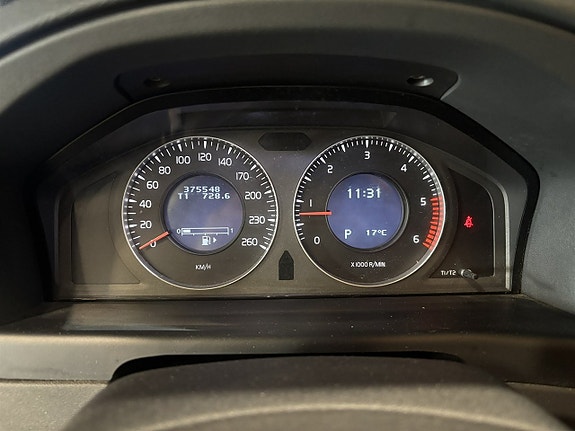 Volvo XC70 9 of 24