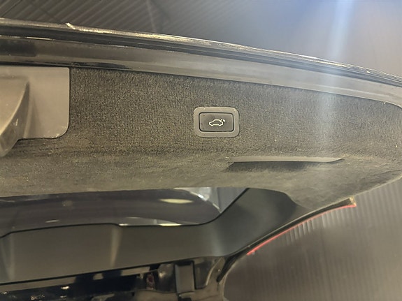Volvo XC70 18 of 24