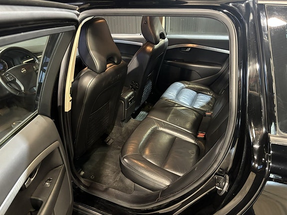 Volvo XC70 15 of 24