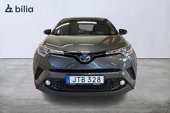 Toyota C-HR 6 of 21