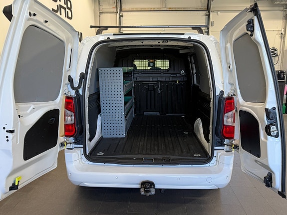 Peugeot Partner 21 of 21