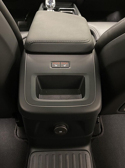 Volvo XC60 20 of 30