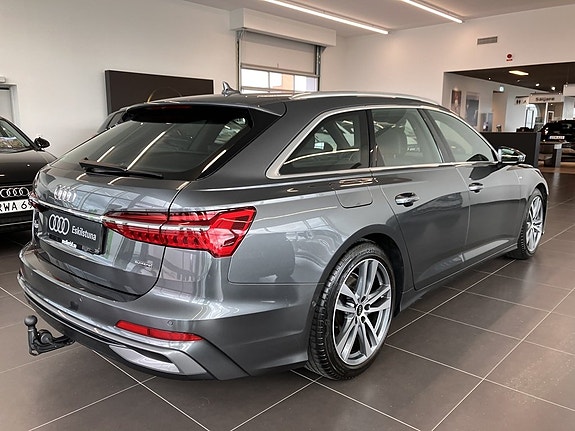 Audi A6 4 of 15