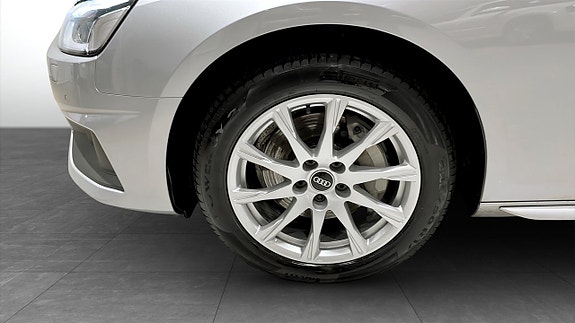 Audi A4 6 of 14