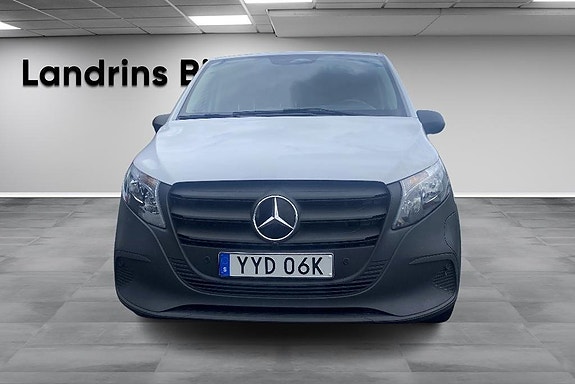 Mercedes-Benz eVito 112 2 of 14