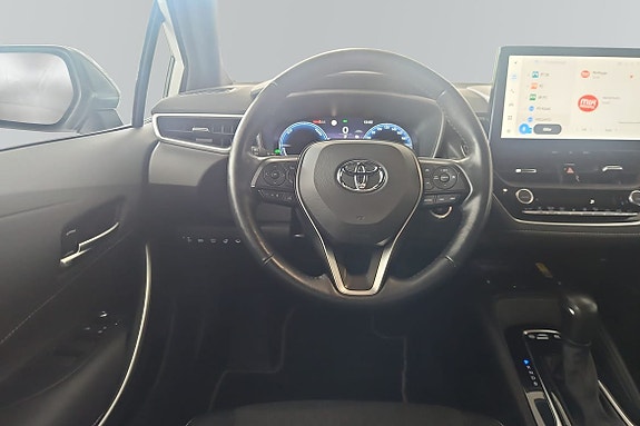 Toyota Corolla 9 of 17