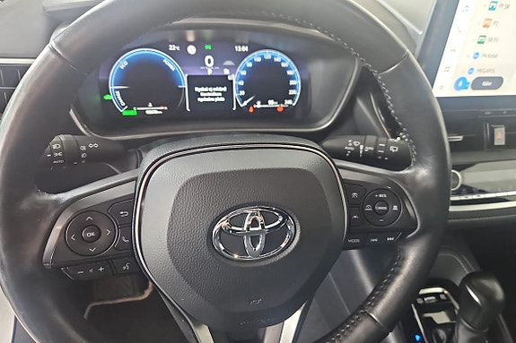 Toyota Corolla 13 of 17