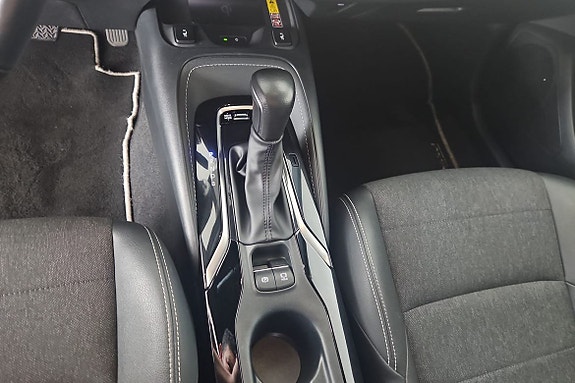 Toyota Corolla 14 of 17
