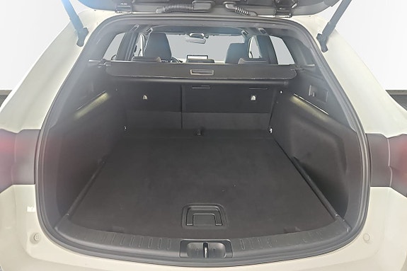 Toyota Corolla 10 of 17