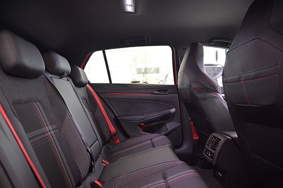 Volkswagen Golf I 24 of 27