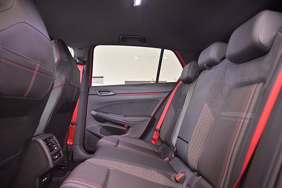 Volkswagen Golf I 26 of 27