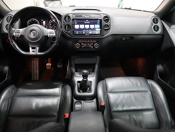 Volkswagen Tiguan 12 of 19