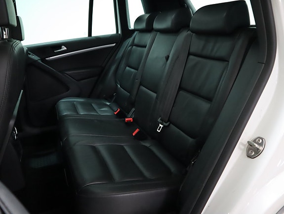 Volkswagen Tiguan 8 of 19