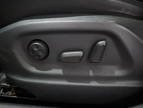 Volkswagen Tiguan 16 of 19