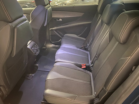 Peugeot 5008 9 of 25