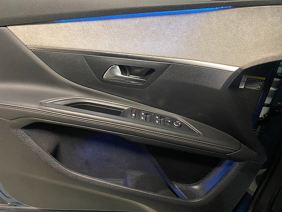 Peugeot 5008 25 of 25