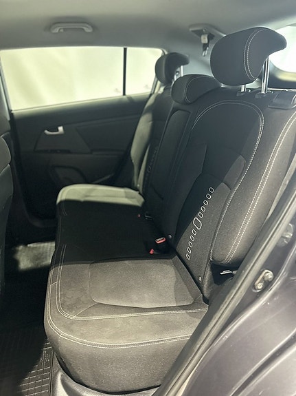 Kia Sportage 9 of 16